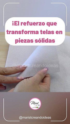 ✨ Forro de tela ideal para proyectos de artesanía ✨☺️ Descubre este forro de poliéster grueso y suave, perfecto para dar un toque profesional a tus creaciones 👜🧵. Su lado termoadhesivo facilita la aplicación y aporta resistencia y cuerpo, ideal para bolsos, neceseres y accesorios 💼🪡. ¡Consigue acabados firmes, duraderos y con estilo en cada proyecto! 💖 #CosturaCreativa #Artesanía #CosturaFácil #maristcreandoideas #maristgutierrez | Marist Creando Ideas