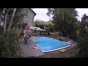 installation piscine coque par Piscines et Spas du Perche - Hydro Sud Le Mans