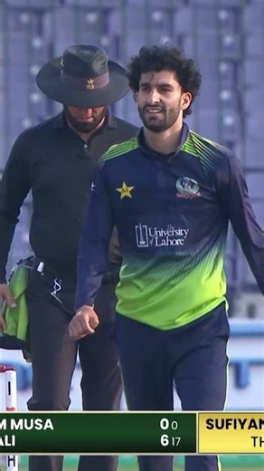 Iftikhar and Sufyan disturbing the stumps with pinpoint accuracy 🎯 #PresidentsCup #KRLvPTV M2V1K