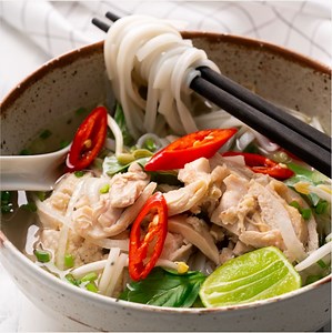 Our tips for getting perfectly cooked chicken and the best chicken broth for a Vietnamese Chicken Pho | Marion's Kitchen