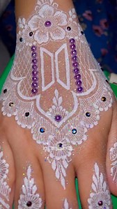 878K views · 25K reactions | Penggemar BTS mana suara nyaaa.. Inilah KEUNGGULAN Henna Ukir, bisa bebas Request Desain yg kamu mau  | Ami Henna | Facebook