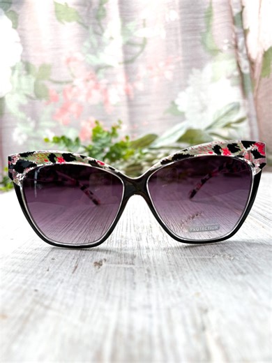 Oversized Leopard Print Cat-eye Sunglasses: Clear, Black, Red Plastic Frames With Purple Fade Lenses - Etsy