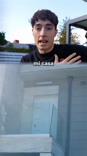 The wind blew away Plex's glass balcony 🫣💨 #porschegt3rs #plex