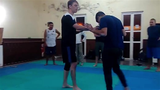 15K views · 170 reactions | Defensa Extrema: Técnica de Desarme La...