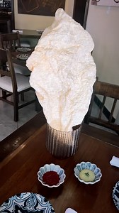 Pork Rind 🐽 Get the Recipes on @gronda Check the link - https://gronda.link/R5ckE96OnLb The beginning of a meal is probably the most crucial part of a tasting menu as it sets the pace for how the rest of the meal would go. As they say, first impressions can make a huge difference! That why Chef Francis has taken the rind of the pig, which generally is deemed to be waste in most kitchens and turned it into a light and crispy cracker. This is achieved without minimal techniques that any chef can 