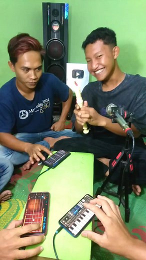 1.6M views · 10K reactions | Sangat merdu sekali suling si krewel #music #musik #viral | SOBAT TATE | Facebook