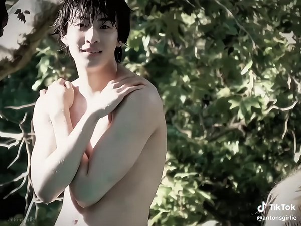 Exploring RIIZE: The Rise of a New Rock Star Group