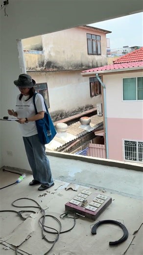 เข้าประเมินพื้นฟรี#กระเบื้องปูพื้น #กระเบื้องยางไฟฟ้าประปา0946932998ช่างยุ้ย #กระเบื้องยางclicklock