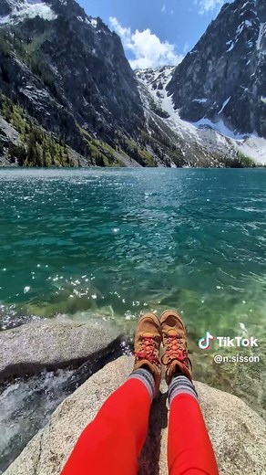 Discover Colchuck Lake: The Most Stunning Hike in WA