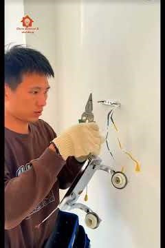 installing a bedroom wall lamp #constructionsite #walllamp #electrician #electricianlife#