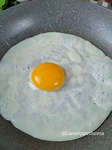 Delicious Poached Eggs Cooking Tutorial