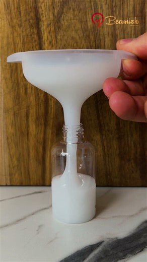 Satisfying Funnel Pouring #quick #satisfying #funnelpour #trick