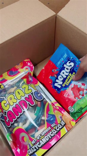 Heathers Christmas Order just realised it was still in drafts 🙊 it been a crazy January! We love filming your orders. If you want to see yours being packed comment below ⬇️