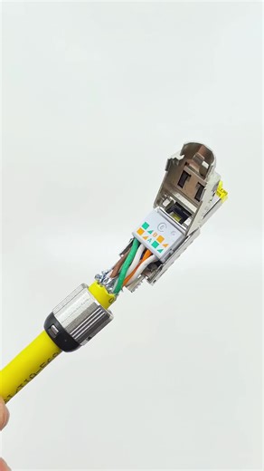 Emotional Scenes in Pakistani Drama Series