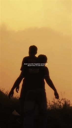 | ᴀʀᴀᴠɪɴᴅ ᴋ ᴍᴇɴᴏɴ on Instagram: "And i saw the happiest version of Myself when i’m with them🕊️ . . . . #trending #trendingreels #kerala #cinematic #keralagram #explorepage #trendingaudio #fyp #friendshipgoals #friends #keralagram #kozikode #malappuram #reelsindia #trendingnow #explorepage✨ #fyp"