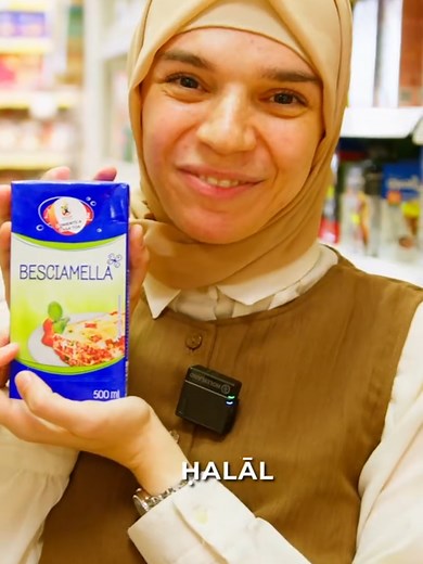 Dopo il successo del primo reel, abbiamo deciso di non fermarci qui 💅🏼 Tra insulti, ignoranza e commenti d'odio, noi rispondiamo nell'unico modo che conosciamo: con un sorriso e una teglia di lasagne halal. Ma a proposito di certi commenti... una domanda ci sorge spontanea: 👇🏻 Secondo voi, le italiane convertite, esattamente in quale Paese dovrebbero