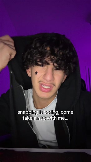 spam2freaky (@spam2freaky)’s video of taking a nap