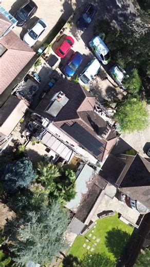 Switching to solar isn’t about trends — it’s about making a smart, long-term decision for your home. Lower bills, more control over your energy, and a system designed to work for you every day. If you’ve been thinking about it, now’s a good time to explore your options 🌞 contact us today 🙌🏼💪🏼 #solar #solaruk #solarsun #solarbusiness