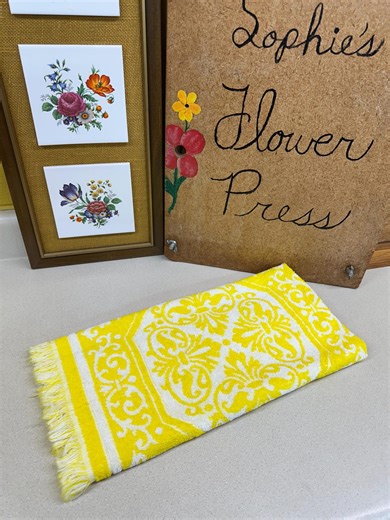 Vintage Bath Towel Yellow White Floral JP Stevens Utica USA Made Retro Bathroom Decor - Etsy