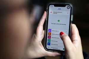 Covid-19 app updated after confusion around ‘phantom alert’