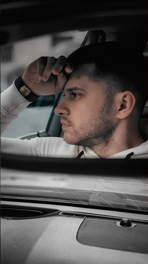 3 easy ways to take a cool selfie in the car! 😏 #photo #photography #selfie #mobilephotography #fyp
