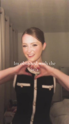 Exploring 60's Vintage Fashion and Iconic Styles