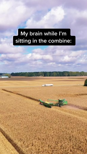 Exploring #Harvest2022 with Beck's Seed on the Farm