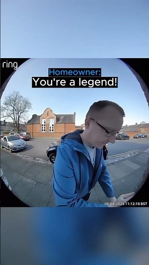 The most British Ring camera interaction ever 😭🔑 "Mate, you’ve left your keys..."