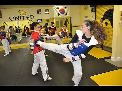 Great Taekwondo Training Warm up, Fundaments, Sparring