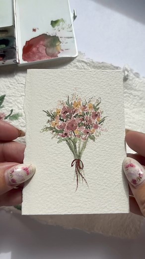 How to paint beautiful bouquets using this simple and easy to follow watercolor tutorial. | Watercolors by Bree