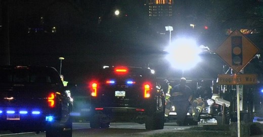 Pedestrian dies after being hit by vehicle on US 31 in southern Indiana