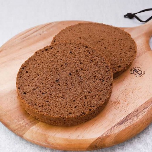 ケーキ作りに使える♪ 15cm型で作るココアジェノワーズのレシピ動画・作り方 | デリッシュキッチン