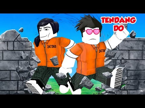 KITA TENDANG PINTU UNTUK KABUR DARI PENJARA KOCAK DI ROBLOX!!!