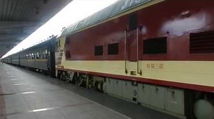 China Railways DF4D 3182 departing Jiamusi railway station