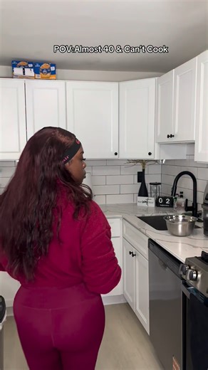 Natasha Jones on Instagram: "Almost 40 & Still Can’t Cook (Quick Meal Queen Edition) 👑😂 Don’t play with me—I might not be gourmet, but I can whip up a quick meal! In this new kitchen I’ve been stepping out the box, trying new things, and trusting the process. Outside grill snowed in, so we made it work on the stove. Pork loins, Velveeta shells, and French-style string beans because quick does NOT mean boring 😌 Almost 40, still learning… but getting better one meal at a time 🤍 #cooking #cantc
