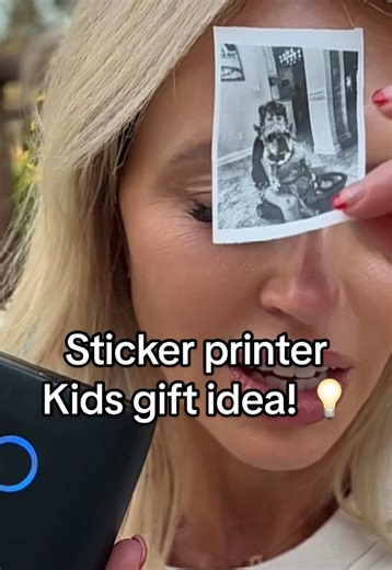 This inkless sticker printer is neat!!! So many cool things you can do with this! So easy to use! #kidsgifts #inklessprinter #stickerprinter #christmasgiftideas #affordablegifts @Jadens printer