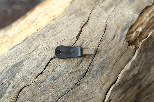 Watch bayite Striker-Pro High Speed Steel HSS Striker for Ferro Rod Fire Starters on Amazon Live