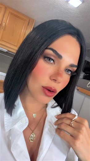 Bombastic Side Eye Trend Explained