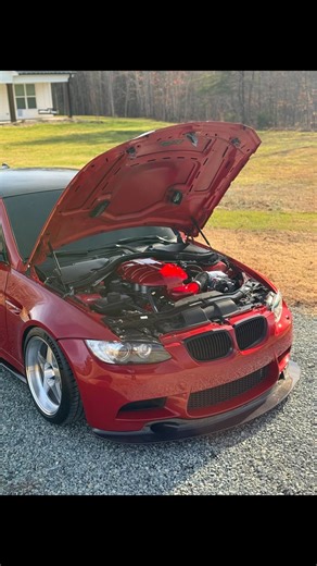 Kult Auto society. on Instagram: "BMW urgently recalls 37,000 X3 crossovers due to a potentially deadly software bug. The issue can cause the steering wheel to jerk and rotate on its own while driving. ⚠️🚗 #bmw #bmwx3 #bmwrecall #carnews #automotivenews #carsafety #autotech #softwarebug #vehiclealert #carindustry #recallnews #drivingsafety"