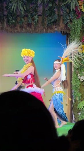 【ポリネシアン・グランドステージ】