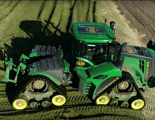 Der bisher größte John Deere Traktor: 9R mit 691 PS und 34,4 Tonnen