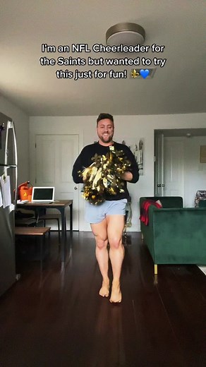 NFL Cheerleader Dances for Fun | Pro Dancer Showcase