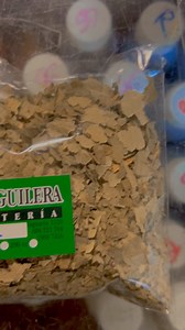 Hierbas fabulosas - Abedul - Betula pendula- espectacular para purificar y para tratar los riñones- para ayudar a perder peso y para proteger nuestros pulmones. Alfalfa - Medicago sativa- hierba que nos ayuda a mejorar la salud ósea - buena para el periodo menstrual y para acompañar el tránsito hacia la menopausia. No pueden tomarla quienes estén anticoagulados. | Herboristería Marión Aguilera