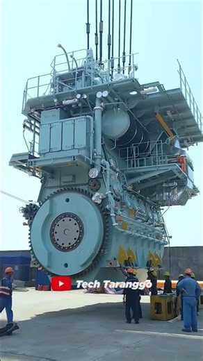 The World's Biggest Engine! People Look Like Toys Next to It!