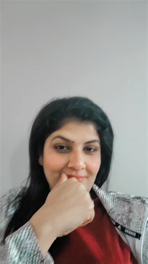 Expressive Gestures and Fashion Choices in Casual Wear