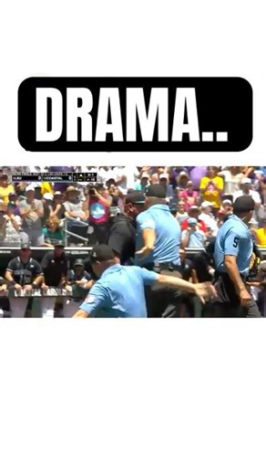 umpire flop.. 💀