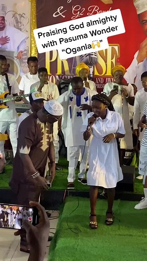 Praising God almighty with Pasuma Wonder aka Oganla Fuji
