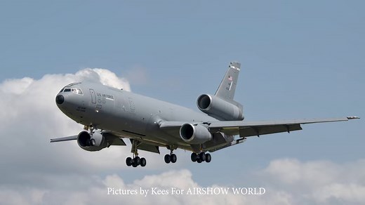 Smokin! F-4 Phantom RAF Waddington #airshow #avgeek #Jets | Airshow World