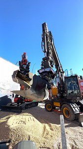 1.1M views · 10K reactions | Oil Quick coupler and attachment demonstration at Bauma 2022 | Awesome Earthmovers | Facebook