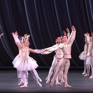 💎 A stunning moment from Balanchine’s Diamonds, performed by The Royal Ballet Tomorrow (23 November), join Jennifer Homans, author of 'Mr B: George Balanchine's Twentieth Century', at the ROH Shop from 4.30pm GMT where she will sign copies of her new book! | Royal Ballet And Opera